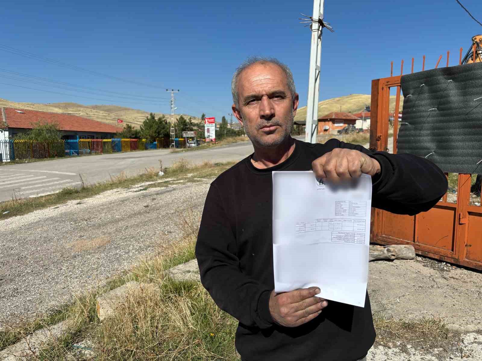 KREDİ KARTI BAŞVURUSU YAPTIĞINI SANARKEN 412 BİN LİRASI DOLANDIRILDI