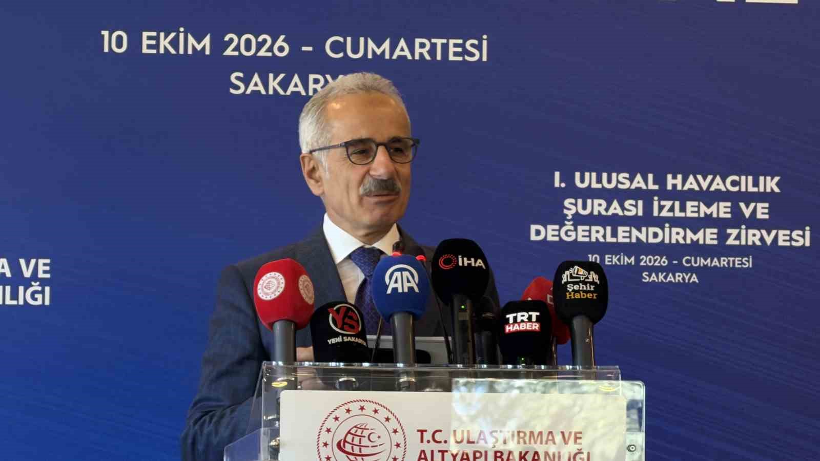 BAKAN URALOĞLU: "ICAO’YA SEÇİLİRSEK KÜRESEL HAVACILIK POLİTİKALARININ OLUŞTURULDUĞU MASADA DOĞRUDAN YER ALACAĞIZ"