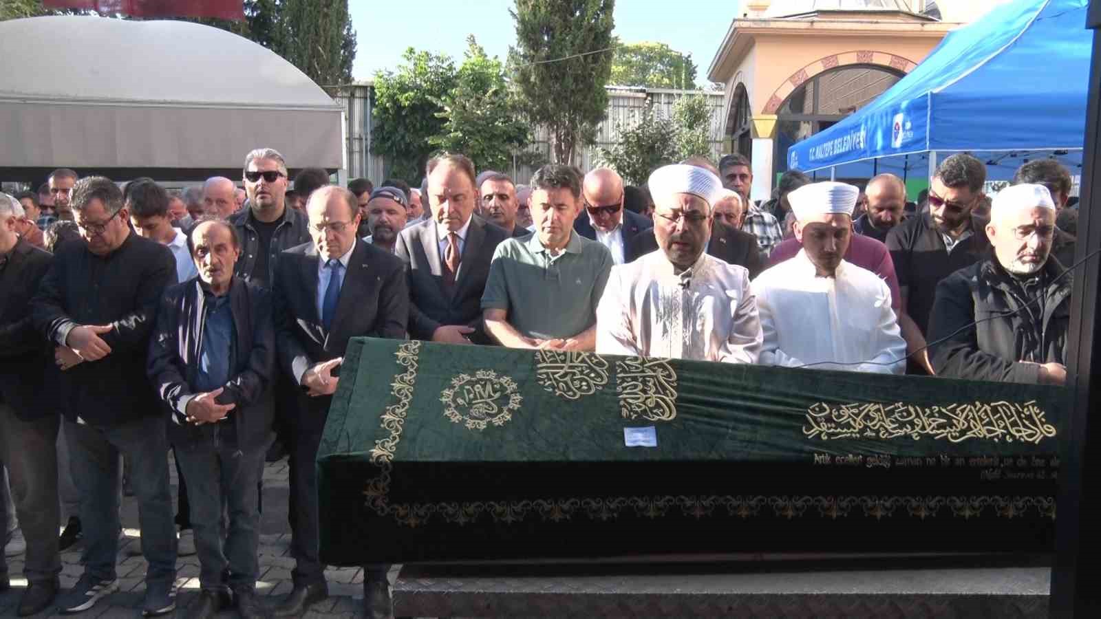 MALTEPE’DE ÇÖKEN BİNADA HAYATINI KAYBEDEN HÜSEYİN ÖZKURT SON YOLCULUĞUNA UĞURLANDI