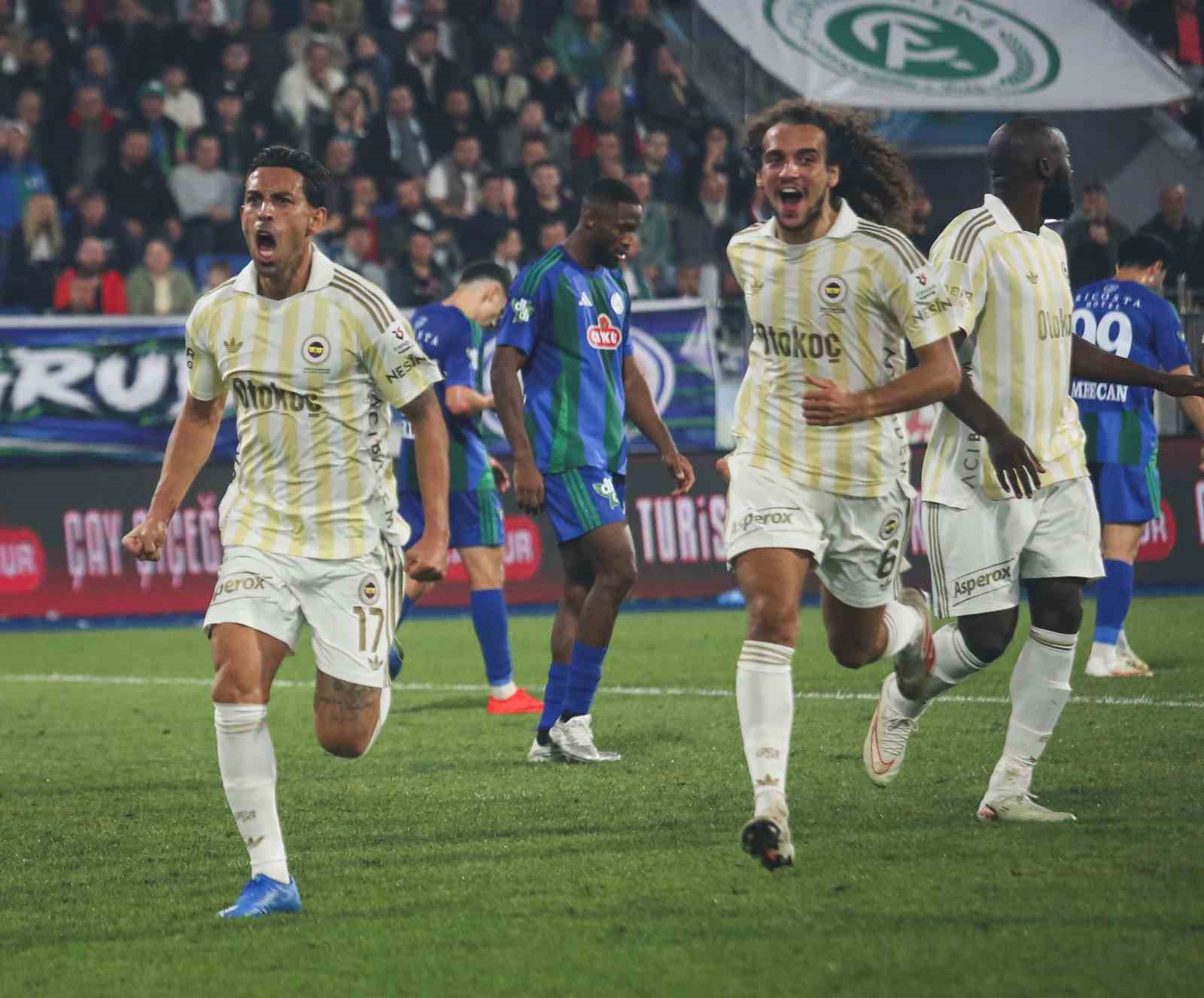 FENERBAHÇE, MİLLİ ARADAN SONRA GALİBİYETLE BAŞLADI
