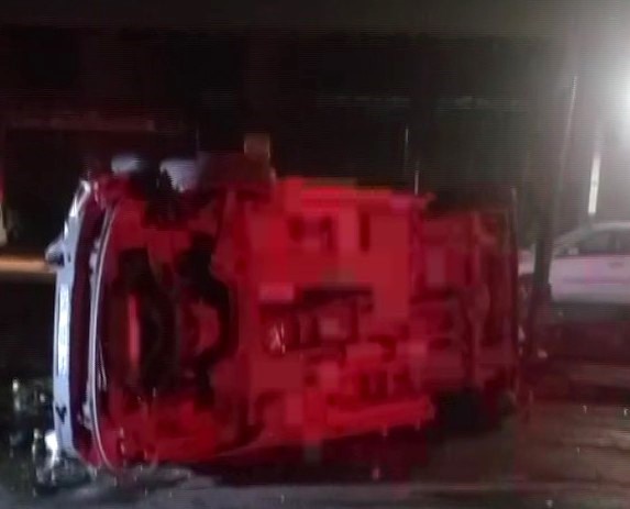 MALATYA’DA MİNİBÜS OTOMOBİLLE ÇARPIŞTI: 5 YARALI