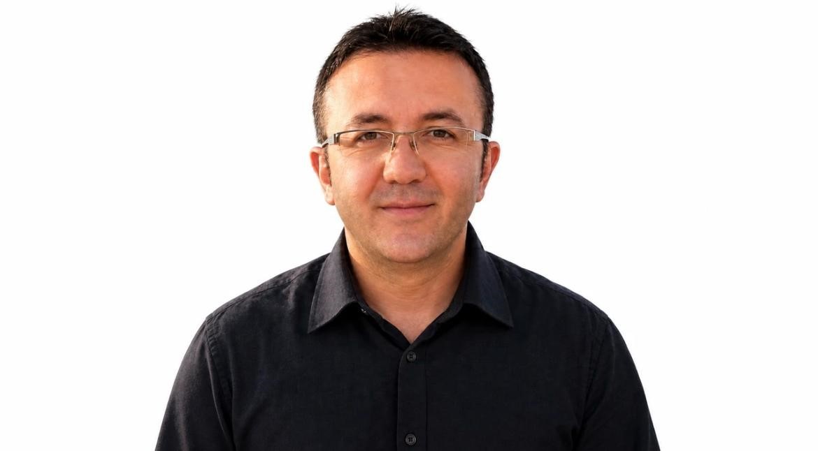CEVİZ TOPLARKEN YÜKSEK GERİLİM AKIMINA KAPILAN ADAM HAYATINI KAYBETTİ