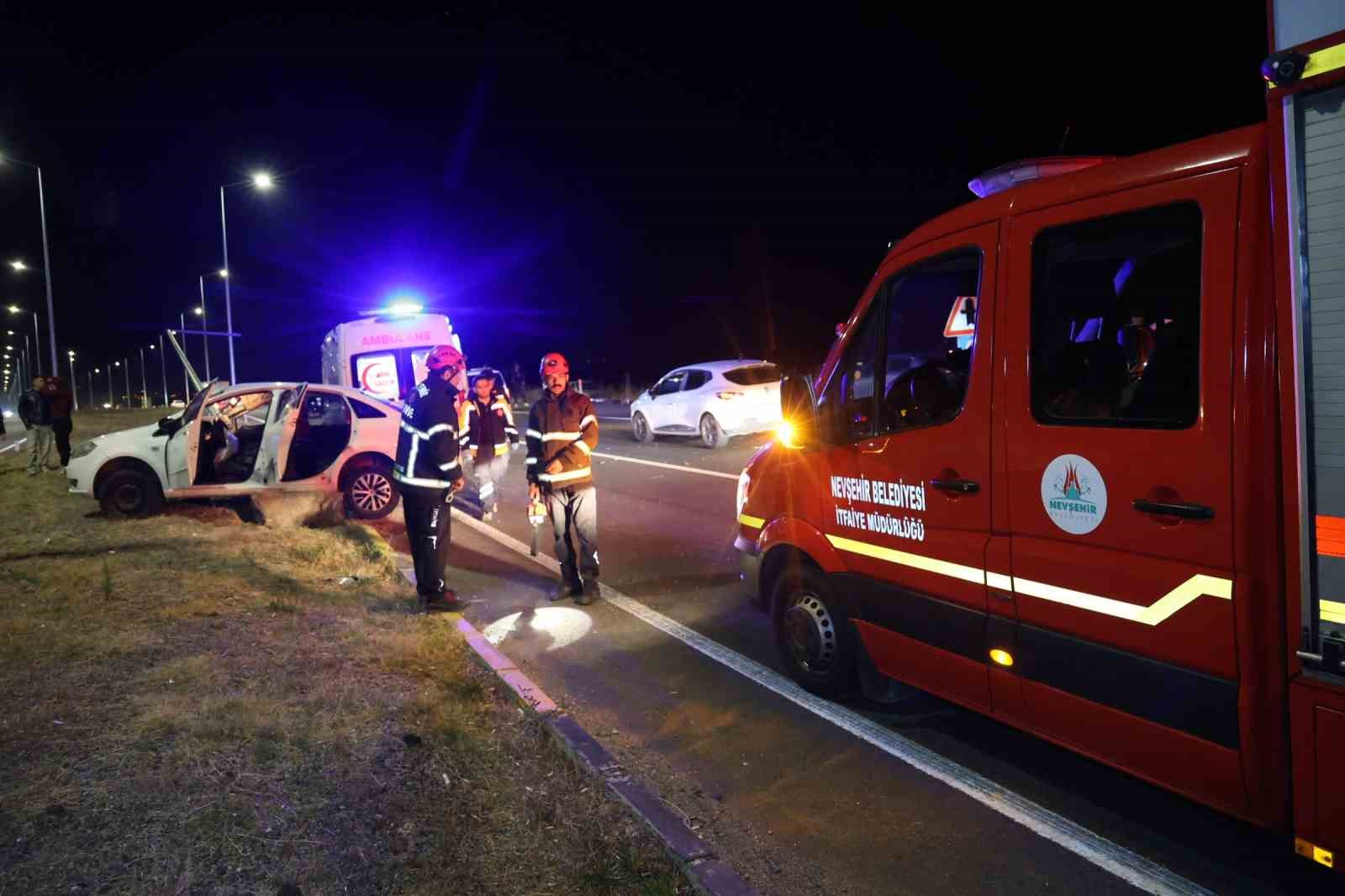 NEVŞEHİR’DE TİLKİDEN KAÇAN OTOMOBİL KAZAYA NEDEN OLDU: 1 YARALI