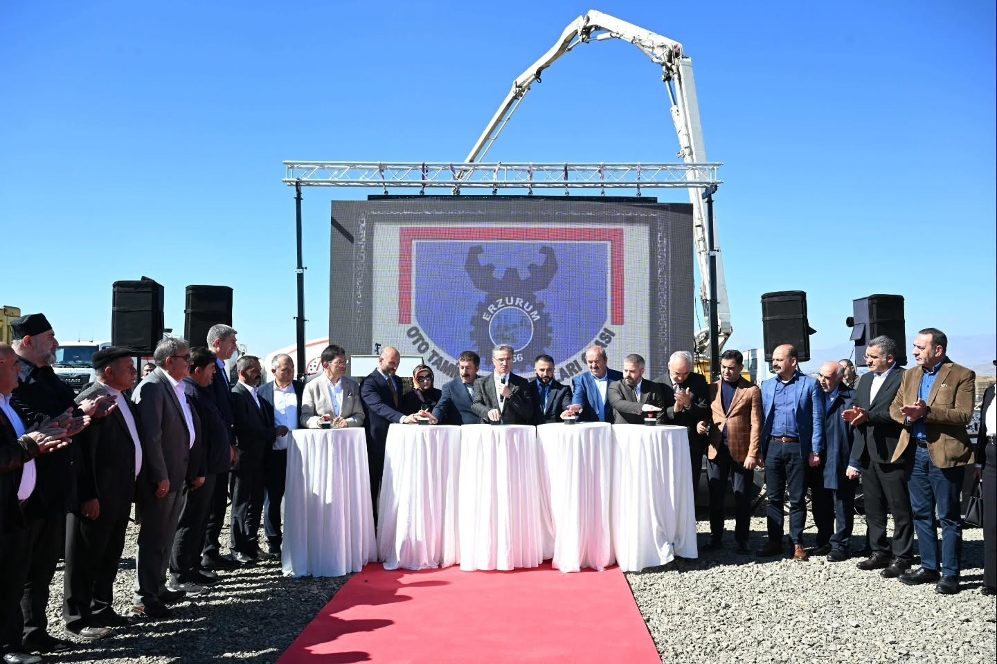 SANAYİCİLERE YENİ SİTE YAPILACAK