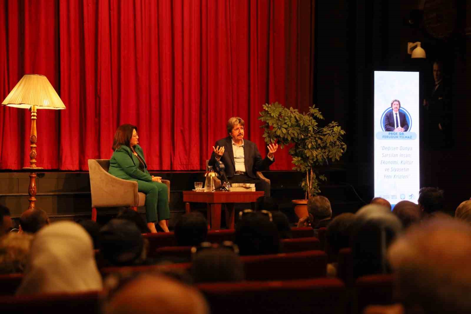 BURSA’DA FELSEFE BULUŞMALARI DÜŞÜNCEYE KAPILARINI AÇTI
