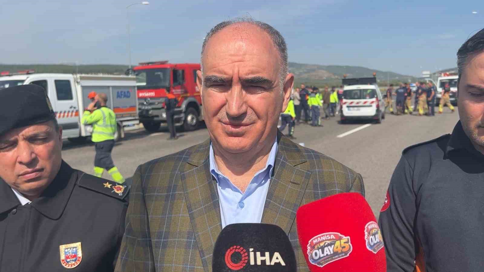 VALİ ÖZKAN: "11 VEFAT, 27 YARALIMIZ VAR"