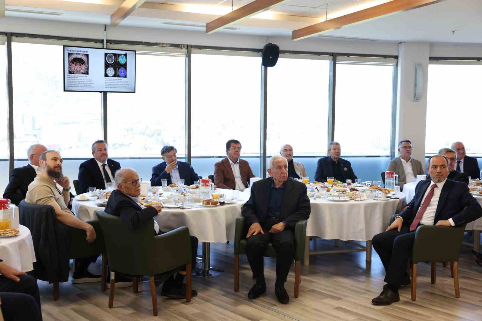 DENİZLİ OSB VE DOSAV ÖNCÜLÜĞÜNDE "SANAL ANJİYO BT CİHAZI" PAMUKKALE ÜNİVERSİTESİ İNME MERKEZİ’NDE HİZMETE KAZANDIRILDI