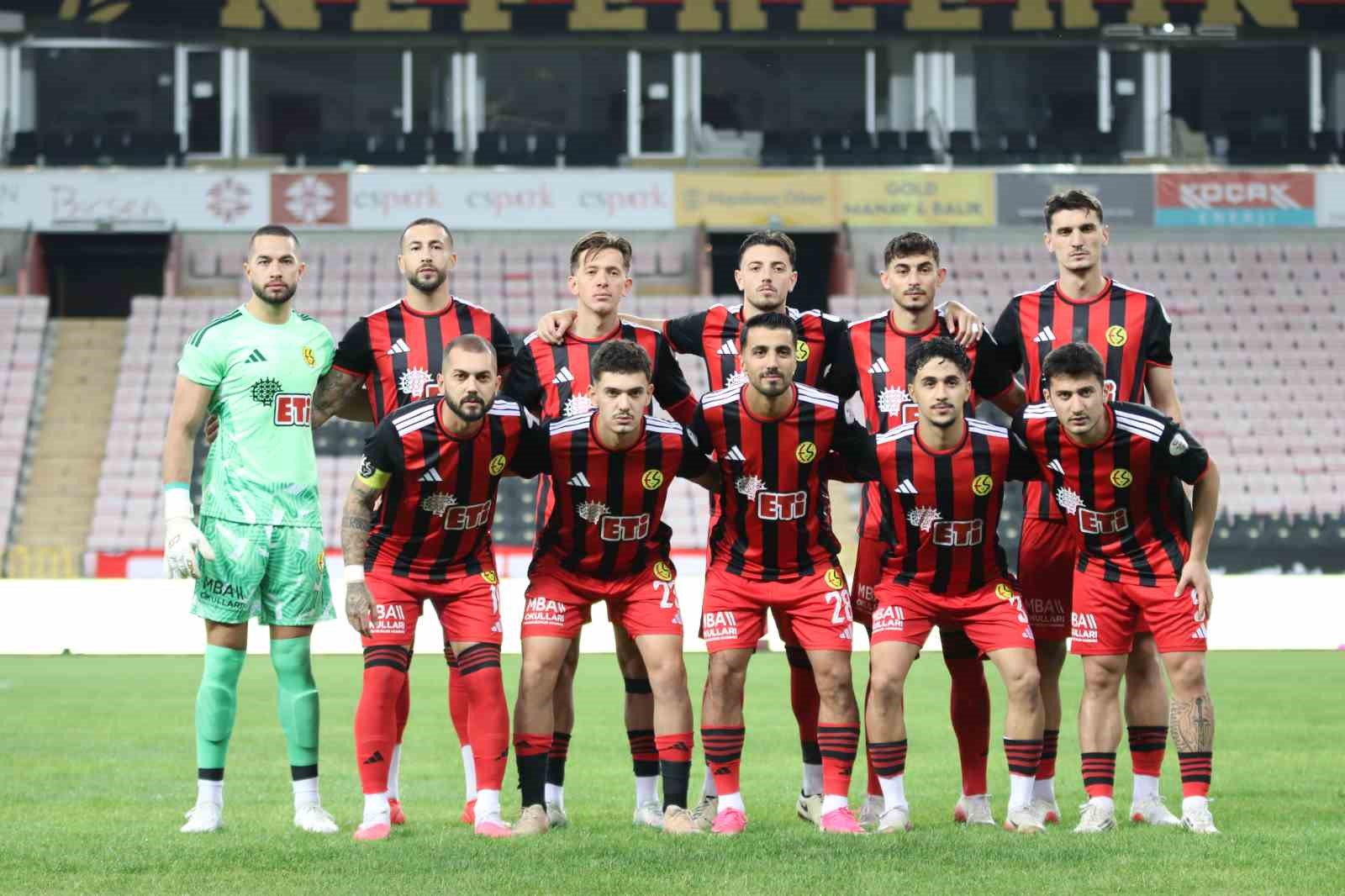 TFF 3. LİG: ESKİŞEHİRSPOR: 1 - ETİMESGUT SPOR: 1