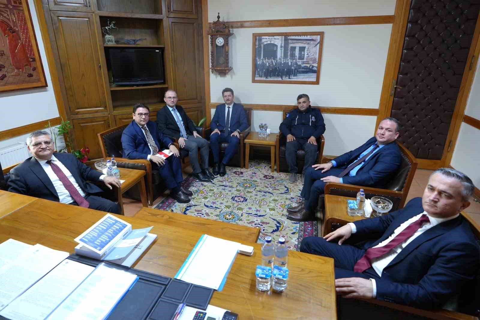 SİNOP’TA "HÜKÜMLÜLERİN TOPLUMA KAZANDIRILMASI PROJESİ"