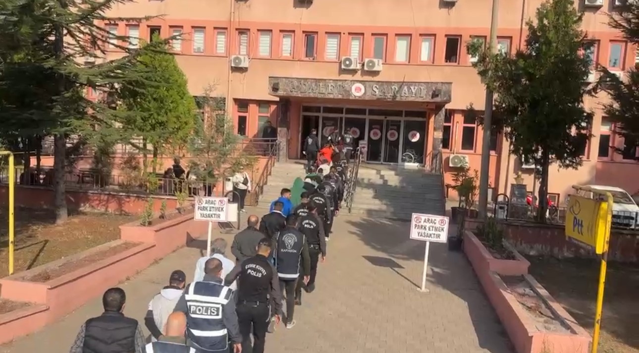 17 MİLYON LİRALIK DOLANDIRICILIK SORUŞTURMASINDA 26 TUTUKLAMA