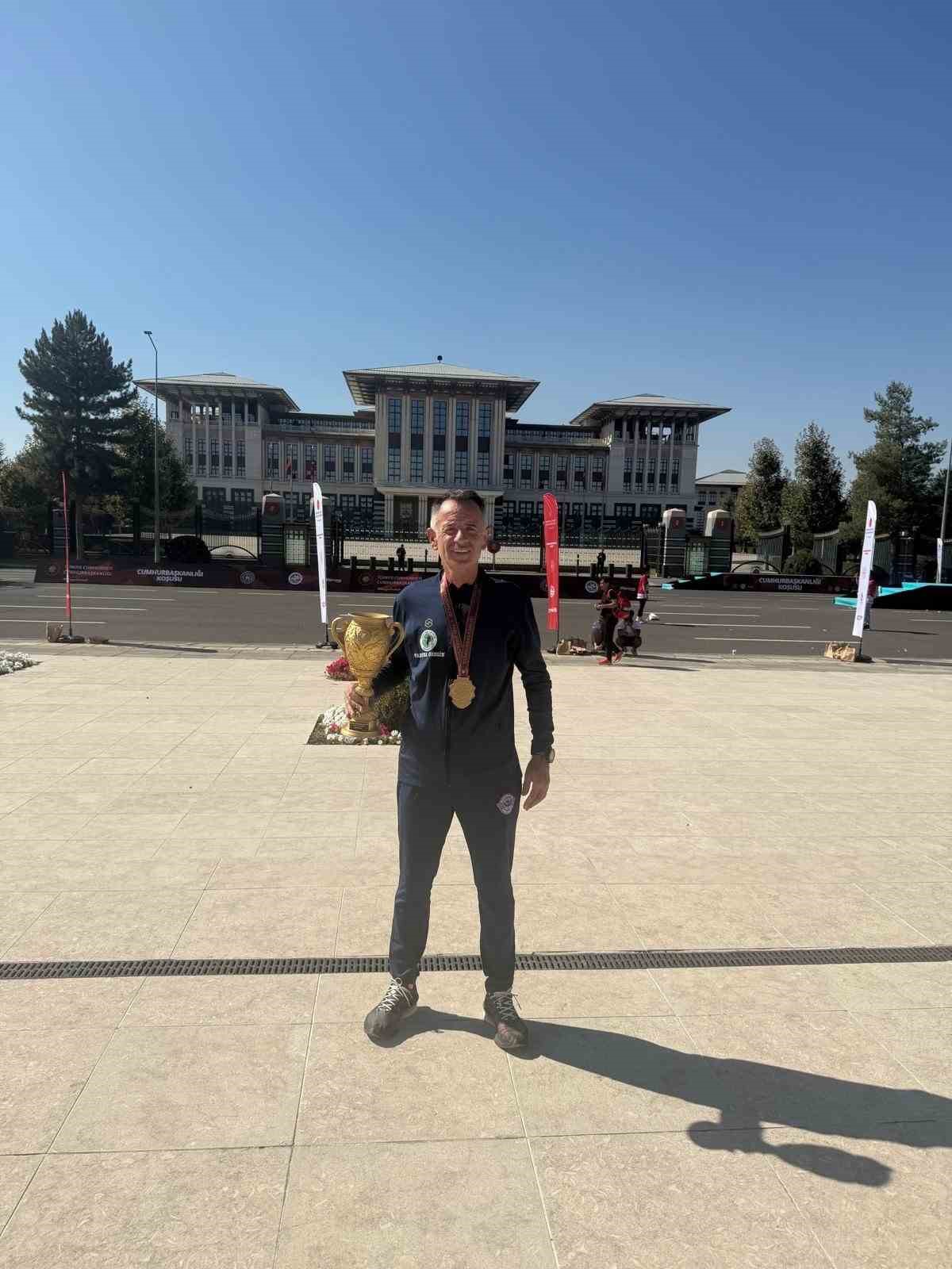 CUMHURBAŞKANLIĞI YARI MARATONU’NDA ESKİŞEHİRLİLERDEN ÖNEMLİ BAŞARI