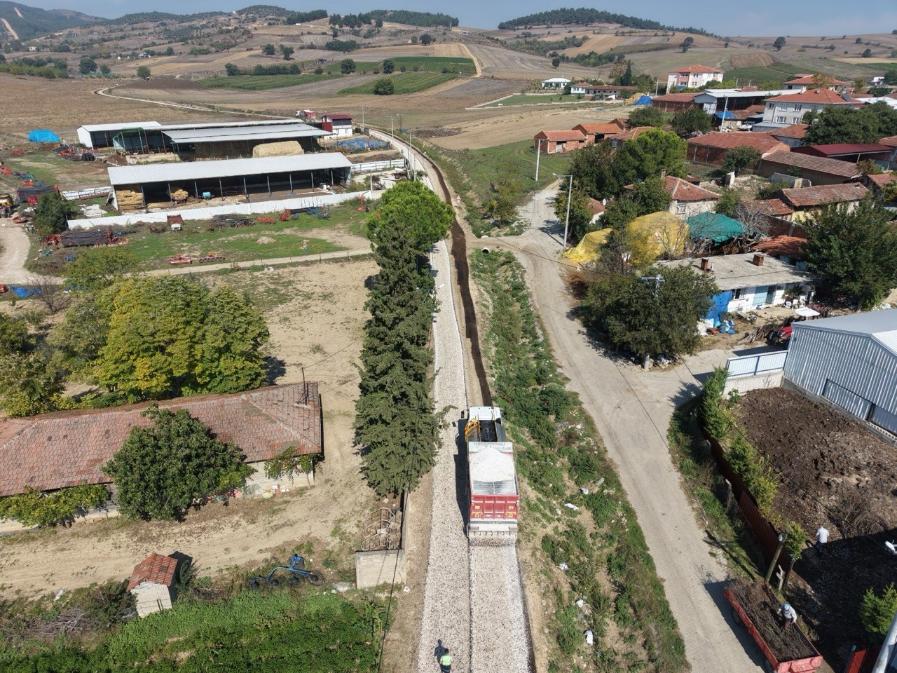 YENİŞEHİR’İN ULAŞIM AĞI BÜYÜKŞEHİR’LE GÜÇLENİYOR
