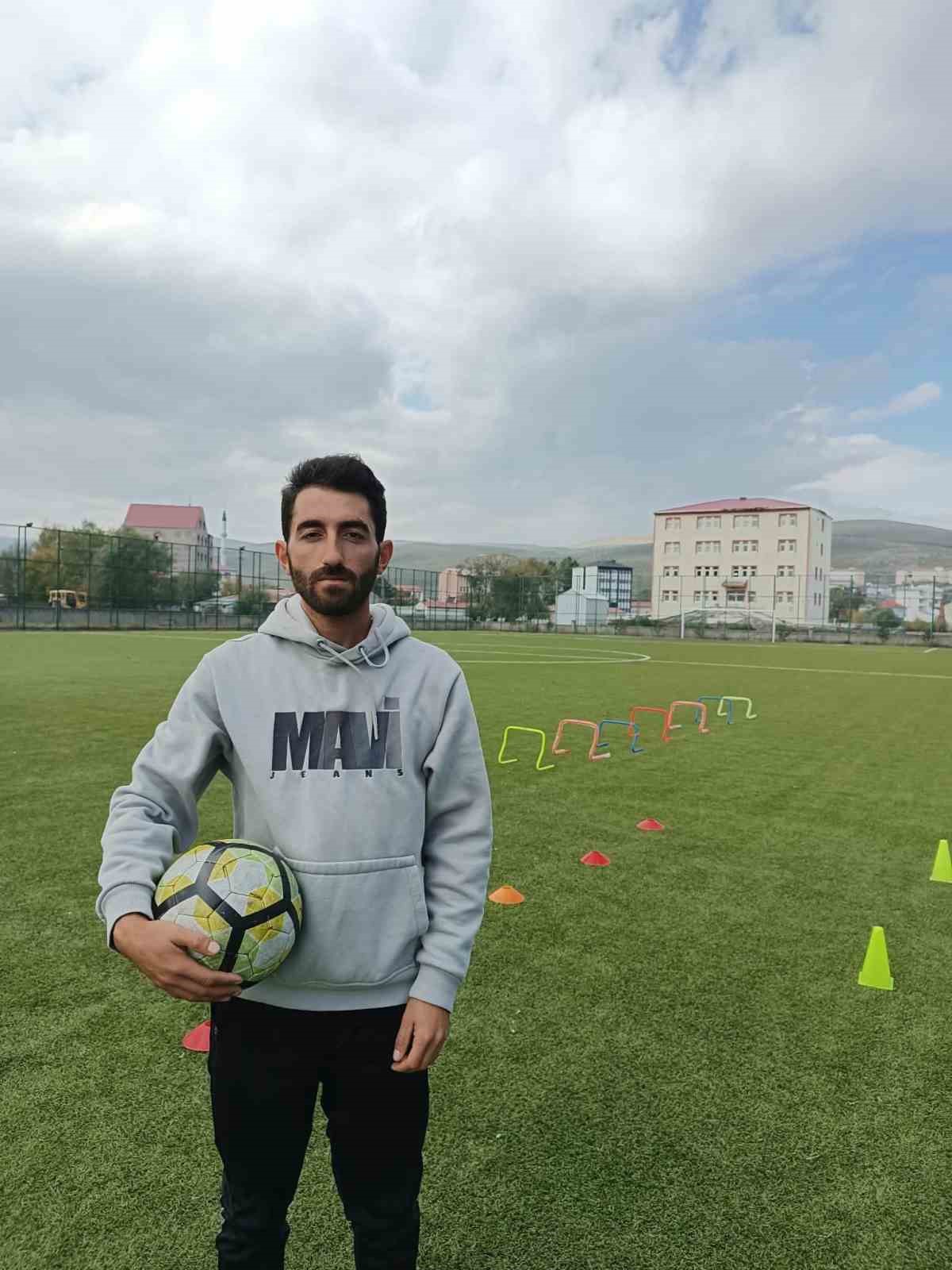ÇILDIR’DA FUTBOL KURSU BAŞLIYOR