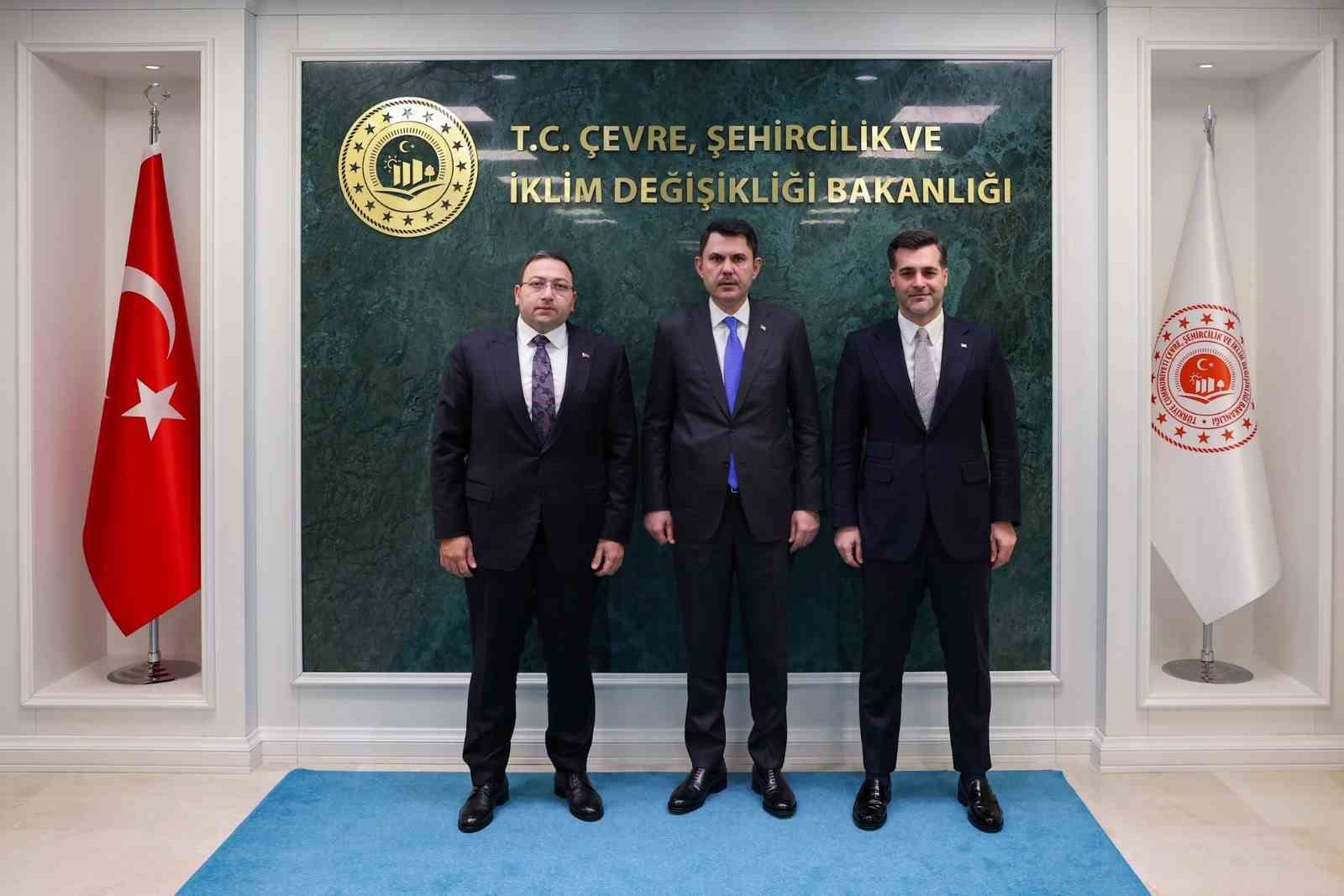 BAKAN KURUM: "ÜSKÜDAR İÇİN GÜÇ BİRLİĞİYLE ÇALIŞMAYA DEVAM EDECEĞİZ"