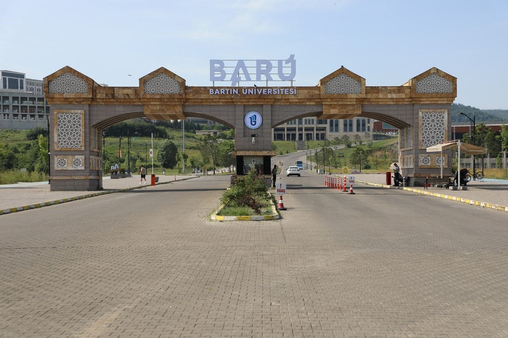 BARÜ’DE ÇEVRE MÜHENDİSLİĞİ YÜKSEK LİSANS PROGRAMI AÇILDI