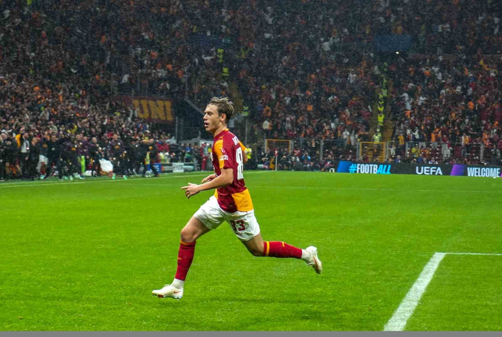 ALEKSEY BATRAKOV, İLK GOLÜNÜ BARCELONA’YA KARŞI ATTI