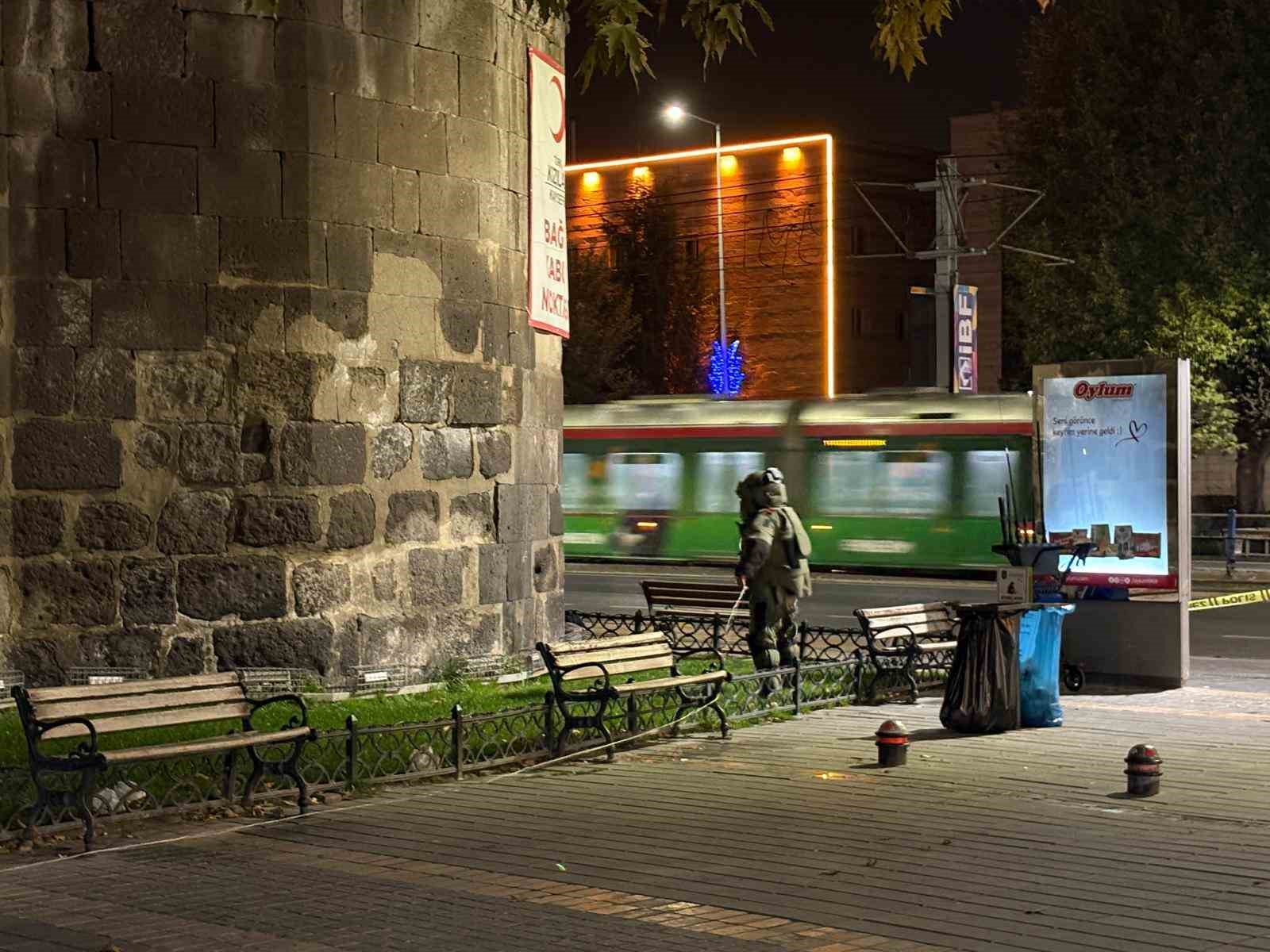 KAYSERİ’DE ŞÜPHELİ ÇANTA FÜNYE İLE PATLATILDI
