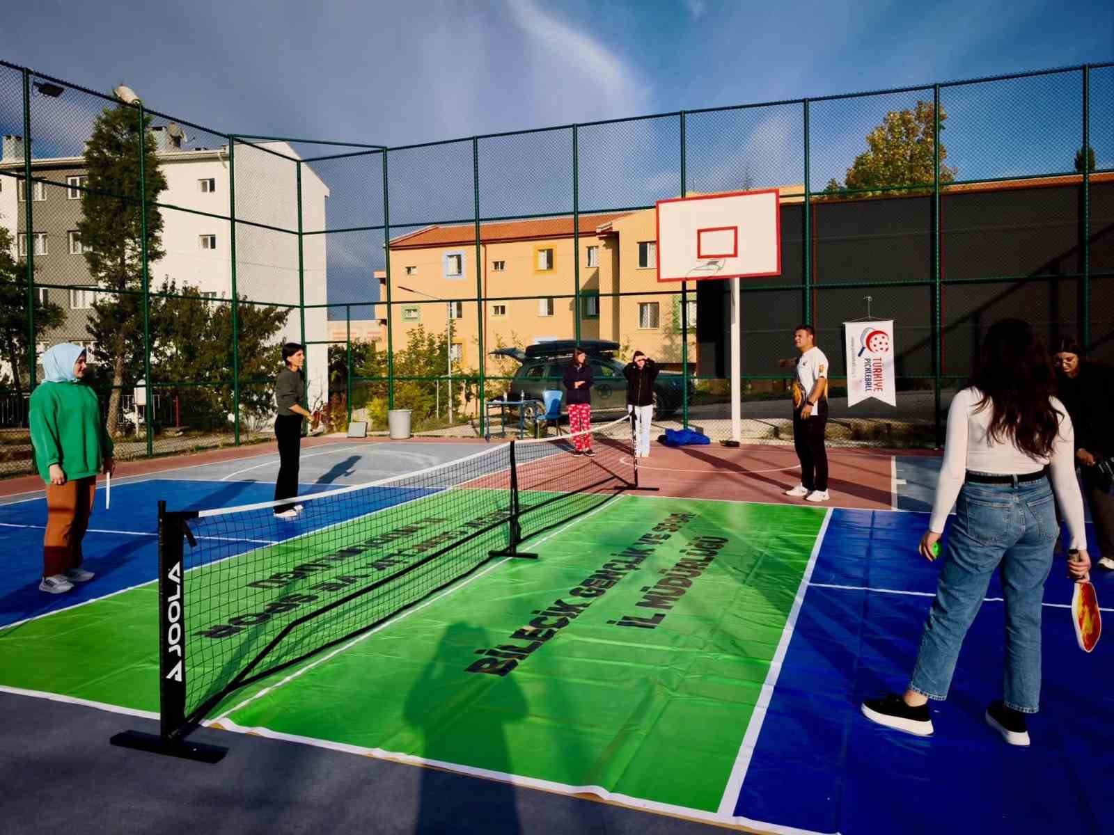 BİLECİK’TE ÖĞRENCİLER PİCKLEBALL İLE TANIŞTI