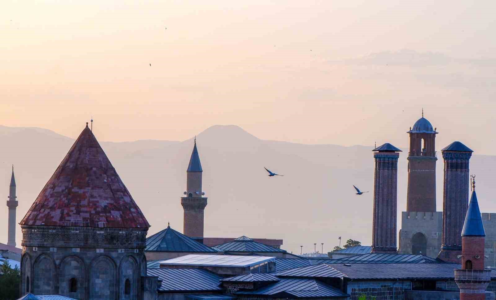 KUDÜS’TEN ERZURUM’A UZANAN BİR HİKAYE: İŞTE FRANSIZ TÜCCARLARIN OSMANLI İZİ