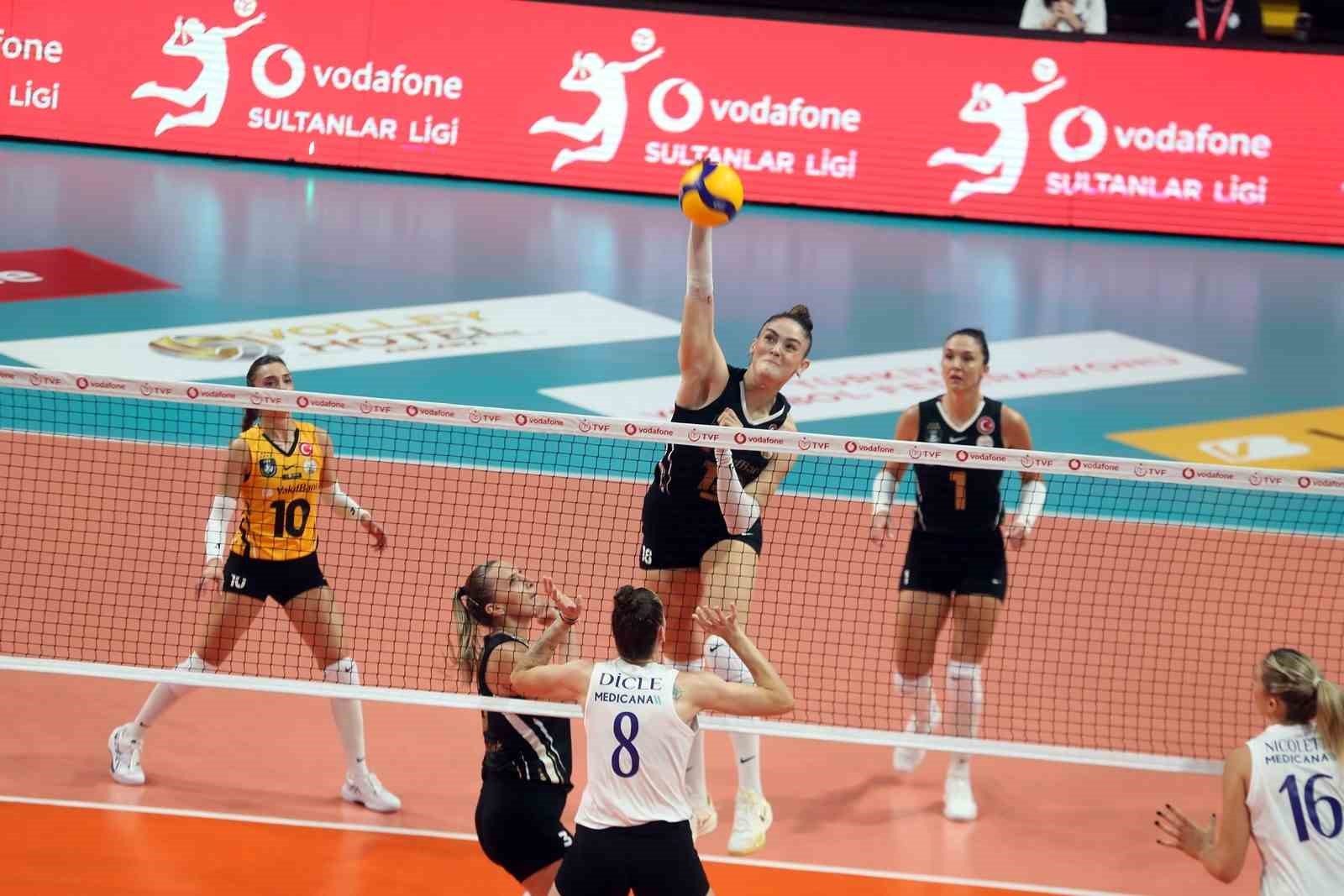 VODAFONE SULTANLAR LİGİ’NDE 3. HAFTA TAMAMLANDI
