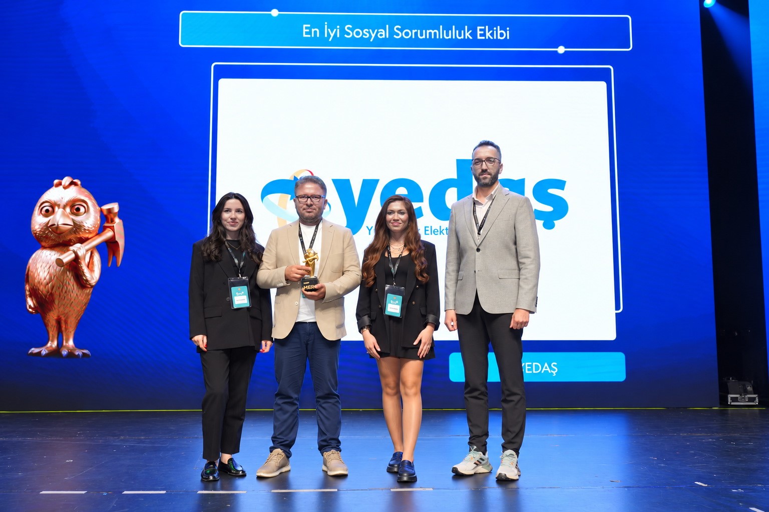 SOSYAL SORUMLULUK PROJELERİNE İKİ ÖDÜL BİRDEN