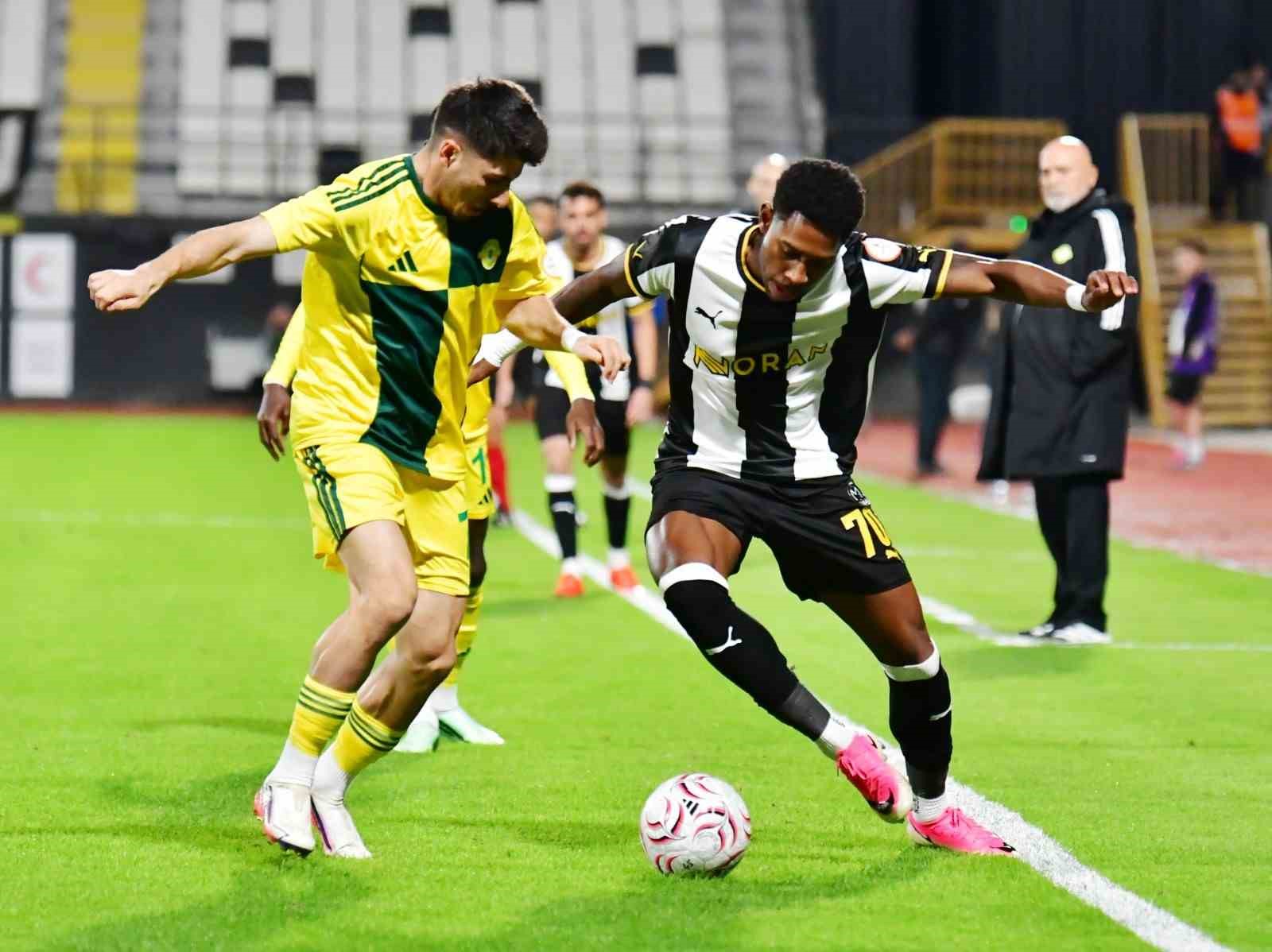 TRENDYOL 1. LİG: MANİSA FK: 1 - ESENLER EROKSPOR: 1