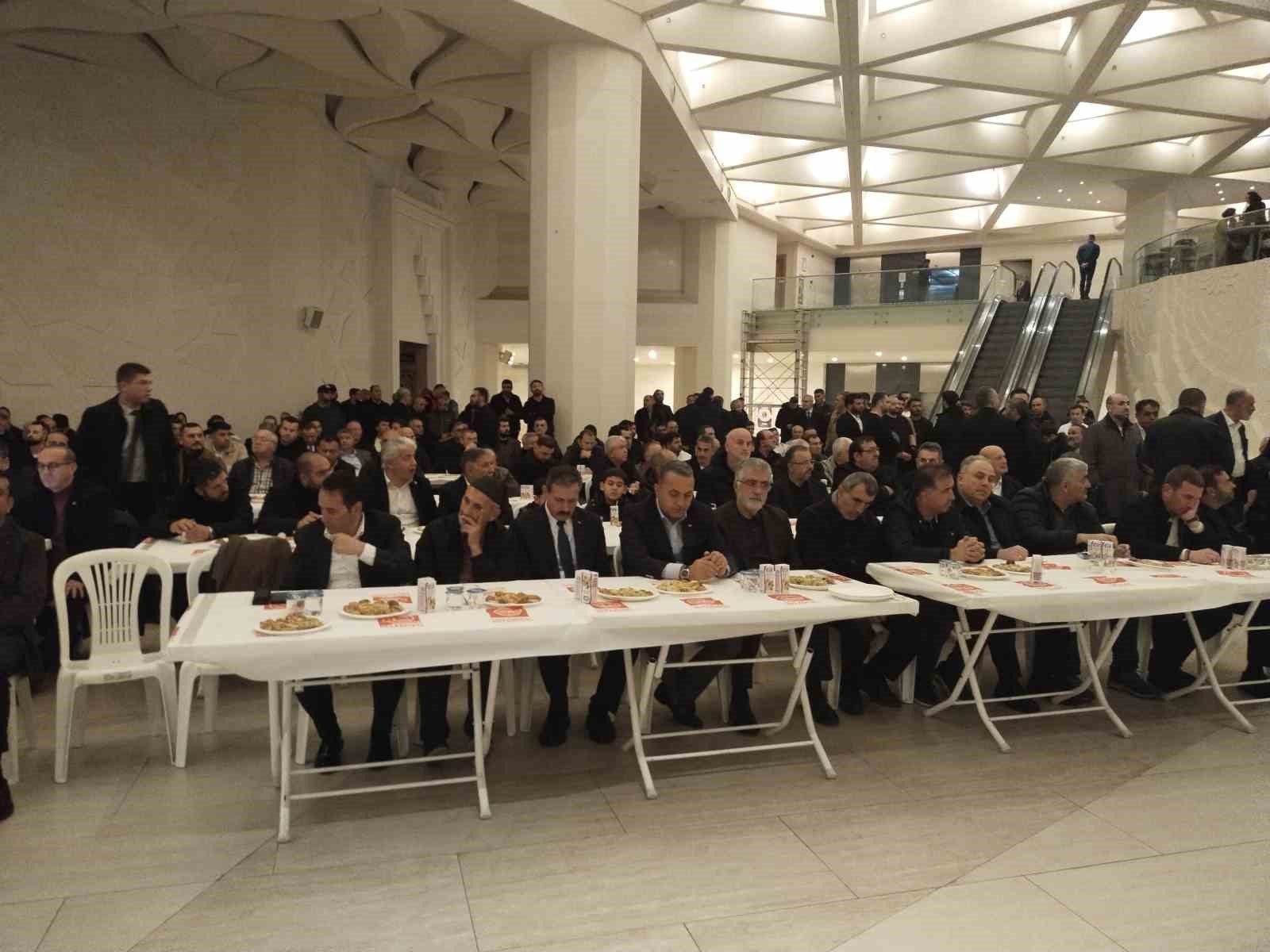 ÜSKÜDAR BELEDİYE BAŞKAN VEKİLİ DÜNDAR ZİYA GÜLTEKİN İÇİN TAZİYE PROGRAMI DÜZENLENDİ