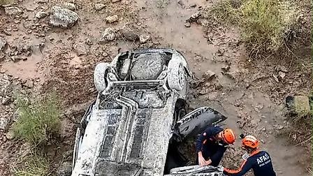 SİİRT’TE FECİ KAZA: ARAÇ TERS DÖNDÜ, 1’İ BEBEK 3 KİŞİ YARALANDI