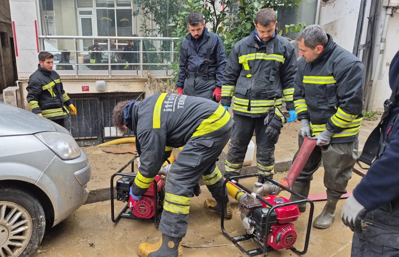 TEKİRDAĞ’DAN İSTANBUL’A AFET DESTEĞİ