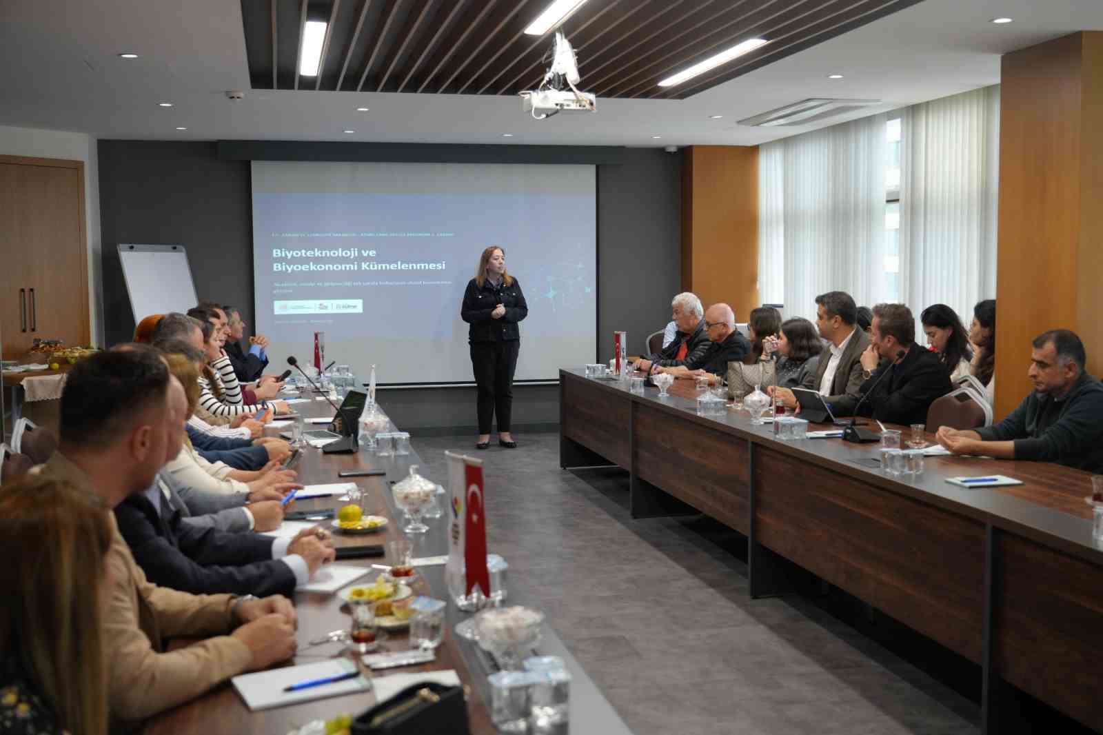 GTO’DA BİYOTEKNOLOJİ VE BİYOEKONOMİ ALANINDAKİ İŞ BİRLİĞİ FIRSATLARI ELE ALINDI