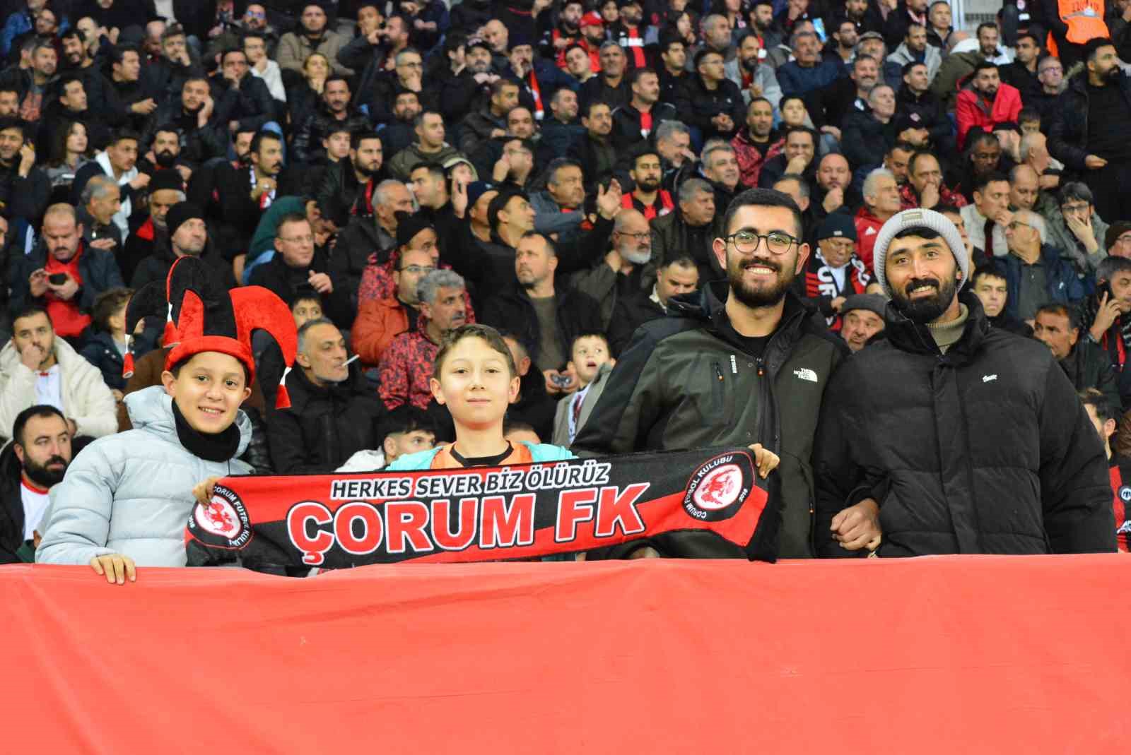 TRENDYOL SÜPER LİG: ÇORUM FK: 0 - ÇAYKUR RİZESPOR: 0 (MAÇ DEVAM EDİYOR)