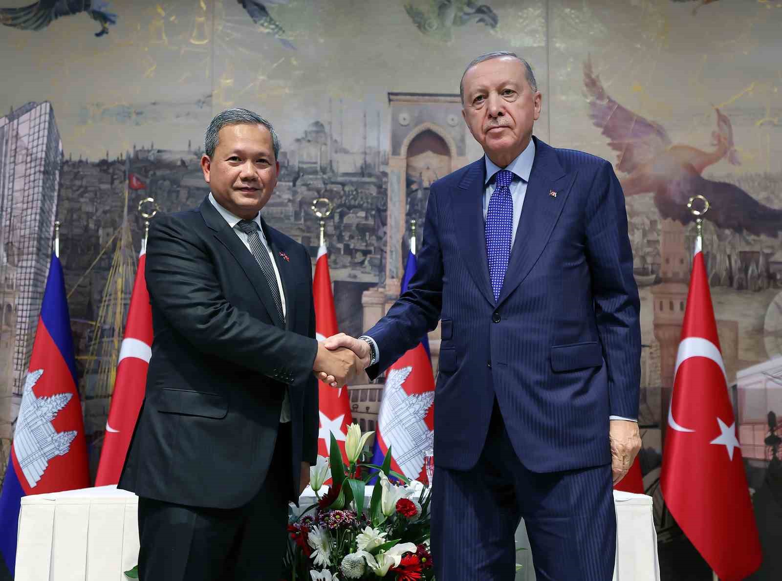 CUMHURBAŞKANI ERDOĞAN: "KAMBOÇYA İLE TİCARETİMİZİ 1 MİLYAR DOLARA ÇIKARMAK İÇİN ÇABALARIMIZ DEVAM EDİYOR"