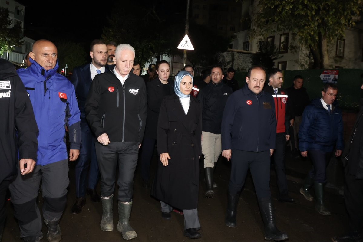 AİLE VE SOSYAL HİZMETLER BAKANI GÖKTAŞ; "PSİKOSOSYAL DESTEK ÇALIŞMALARIMIZ DEVAM EDİYOR"