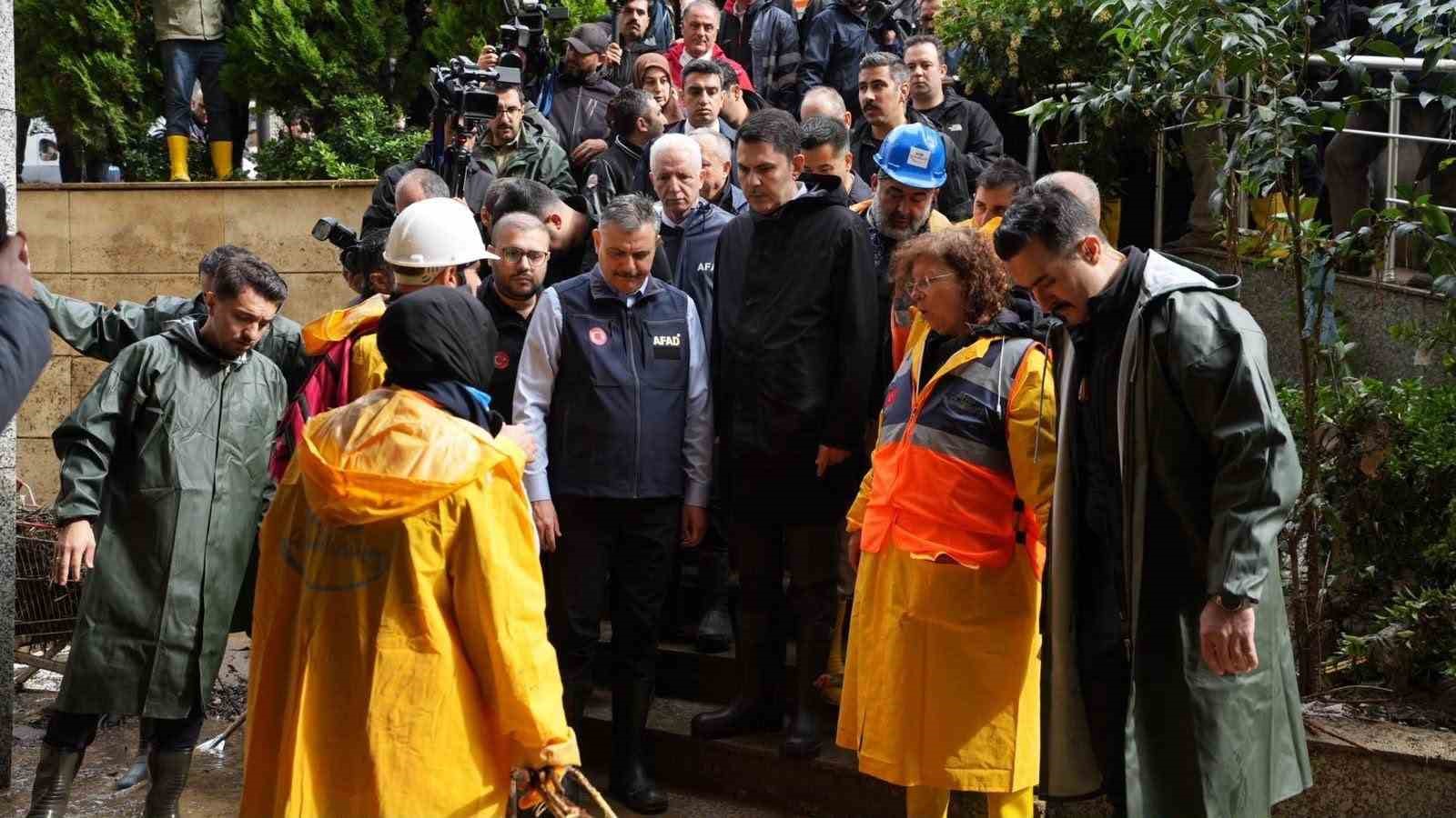 AFAD: "ÜLKE GENELİNDE MÜDAHALE ÇALIŞMALARINDA 60 BİN 395 PERSONEL VE 8 BİN 927 ARAÇ GÖREV YAPMAKTADIR"