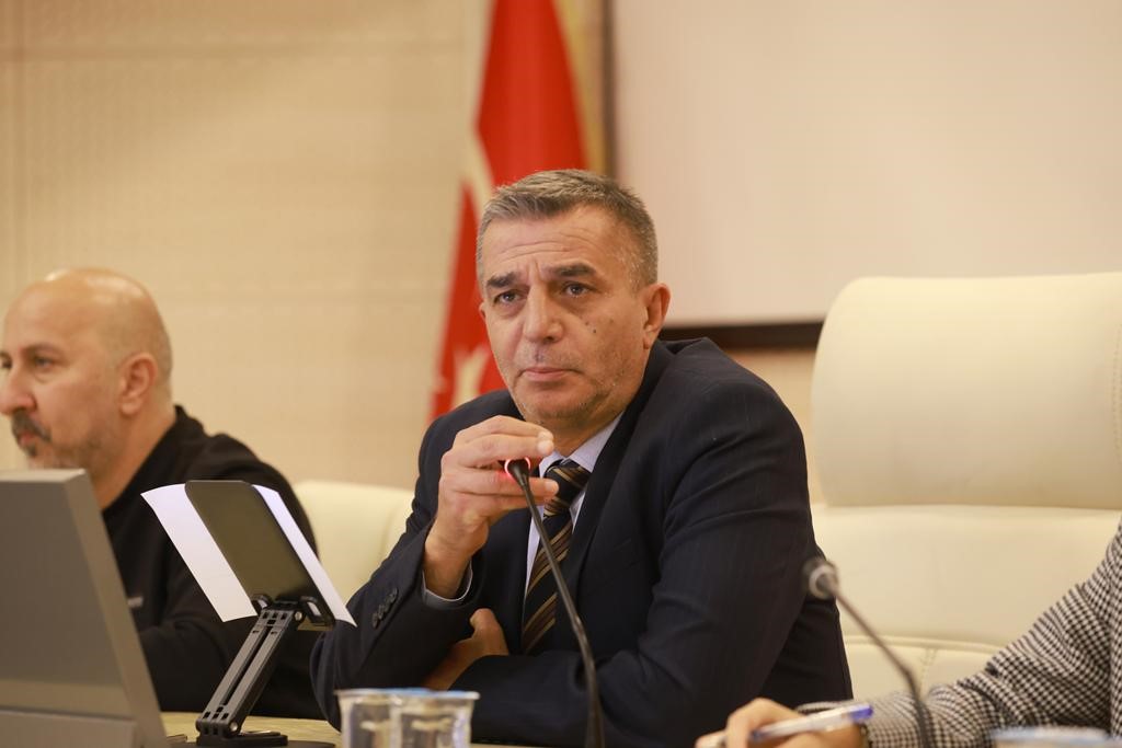 ŞEHZADELER BELEDİYESİ’NİN 2027 YILI BÜTÇESİ OY BİRLİĞİYLE KABUL EDİLDİ