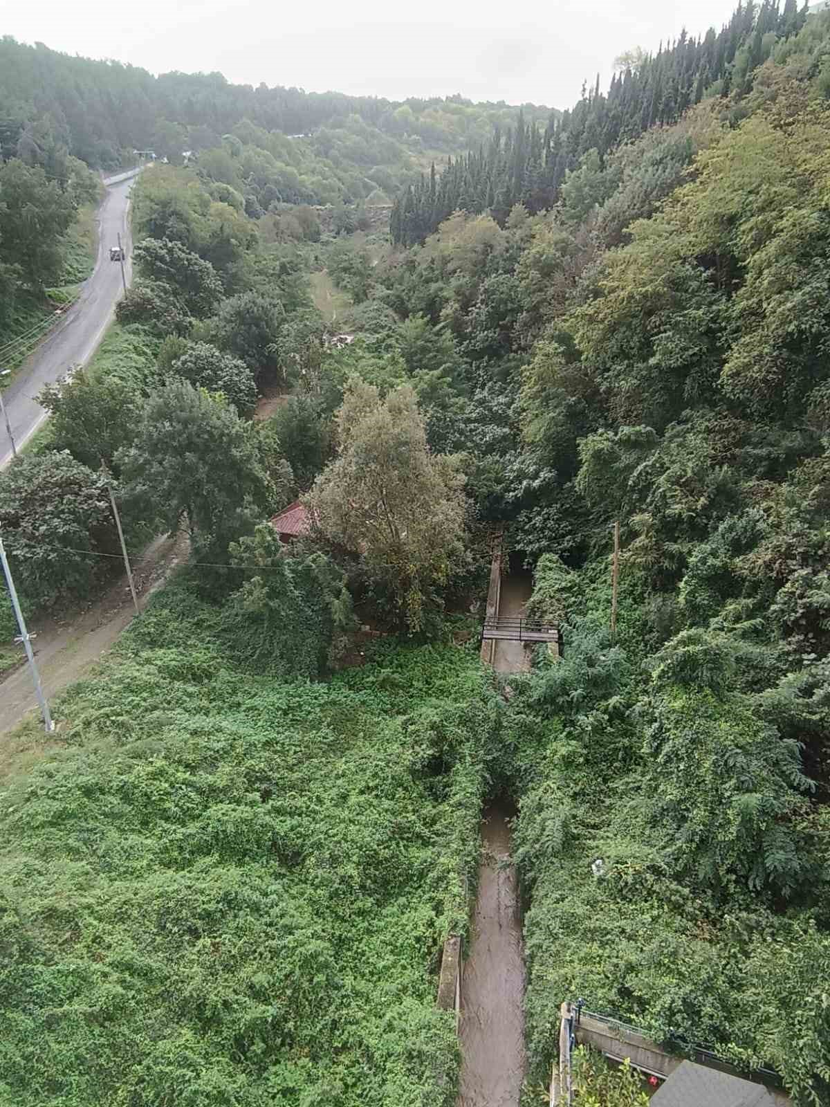 BARUTHANE DERESİ’NDE ’KÖTÜ KOKU’ SORUNU