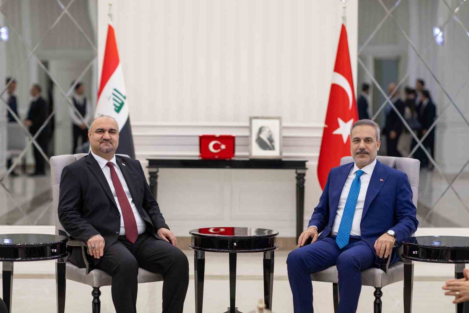 BAKAN FİDAN, IRAK DEVLET BAKANI AĞAOĞLU İLE BİR ARAYA GELDİ