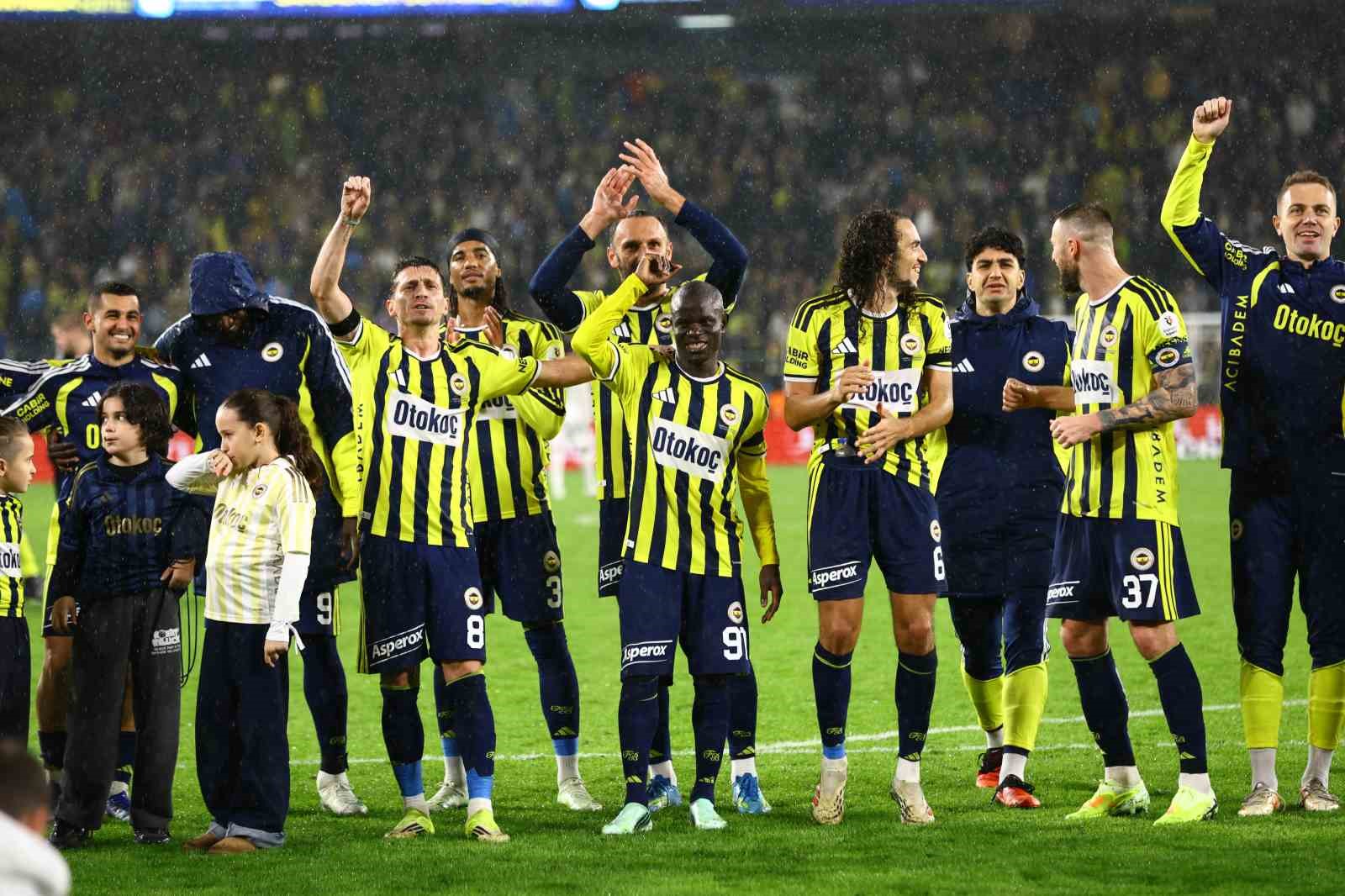 FENERBAHÇE’DEN LİGDE ÜST ÜSTE 3. GALİBİYET