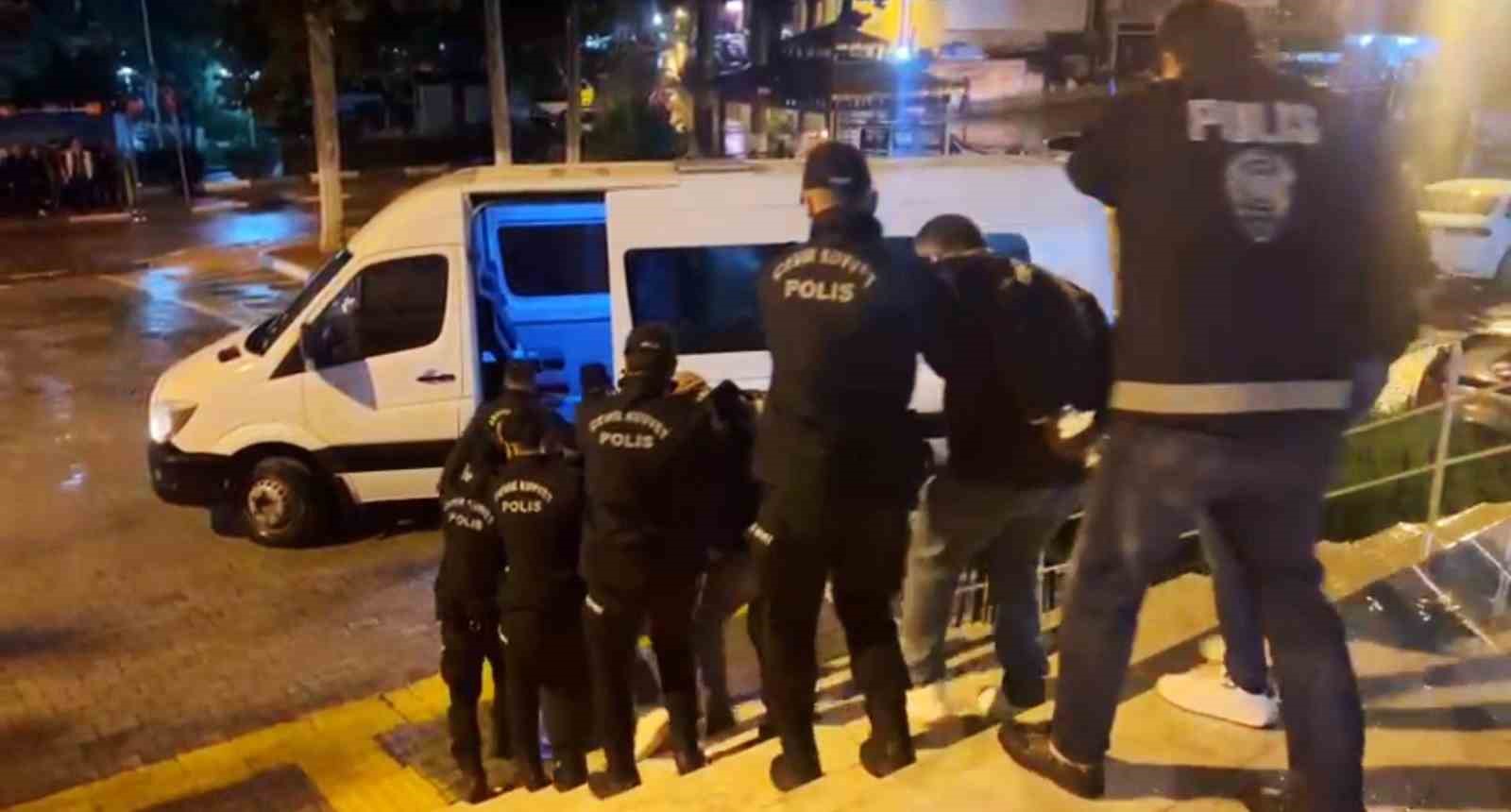 MERSİN’DE FUHUŞ OPERASYONU: 6 ŞÜPHELİ TUTUKLANDI