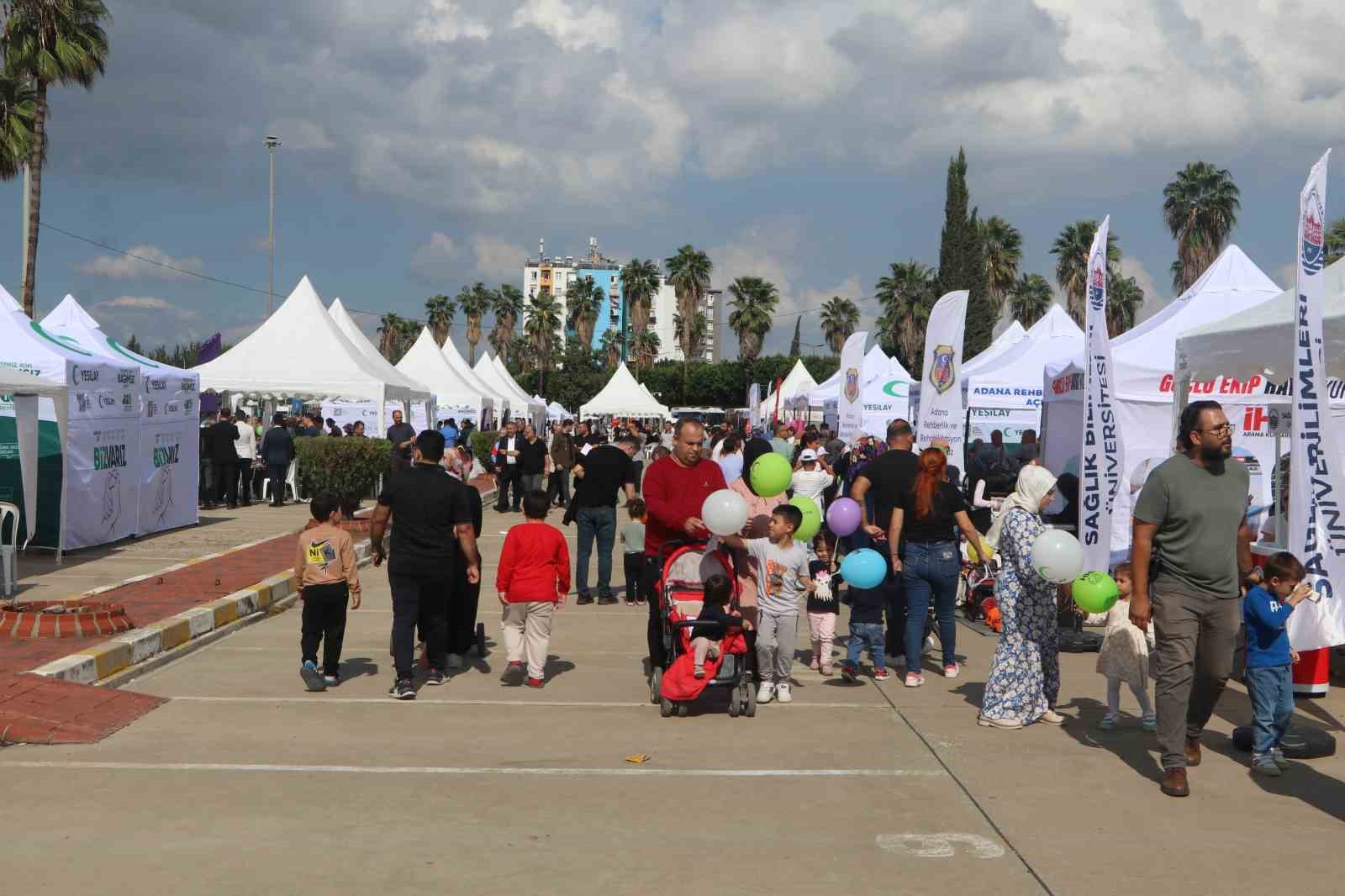 ADANA’DA AİLELER BAĞIMLILIĞA KARŞI FESTİVALDE BULUŞTU