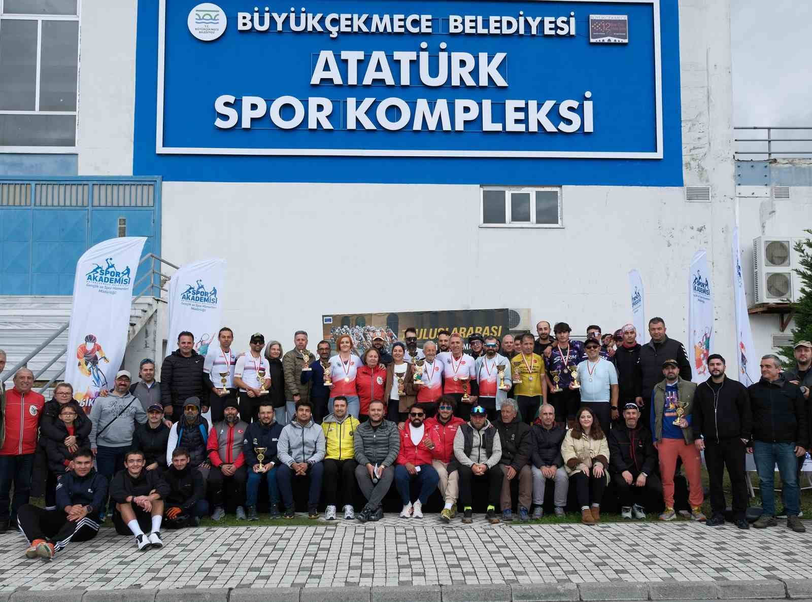 7. ULUSLARARASI ALİ HÜRYILMAZ BİSİKLET YARIŞI’NDA PEDALLAR ZAFER İÇİN DÖNDÜ
