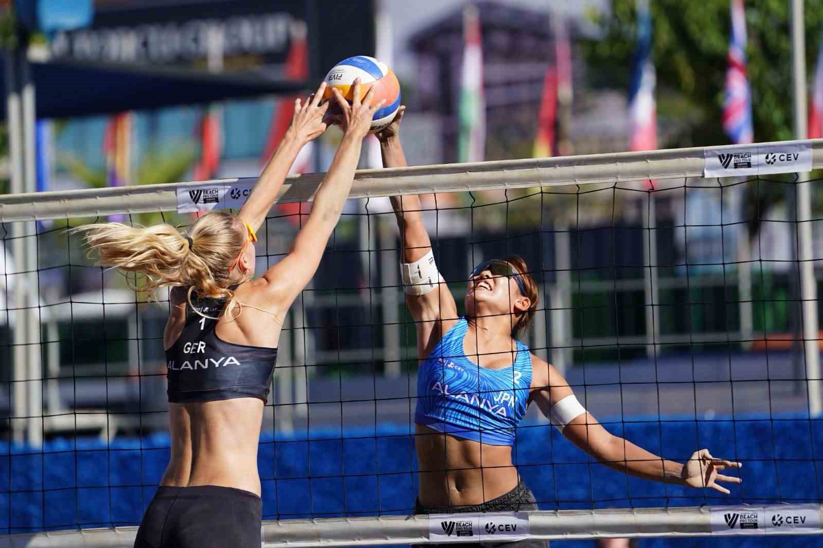 ALANYA’DA PLAJ VOLEYBOLU ŞÖLENİ TAMAMLANDI
