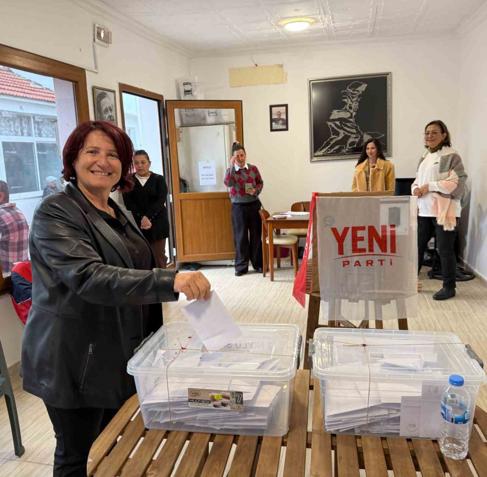 KARABURUN BELEDİYE BAŞKANI İLKAY GİRGİN ERDOĞAN YENİ PARTİ’DEN İSTİFA ETTİ