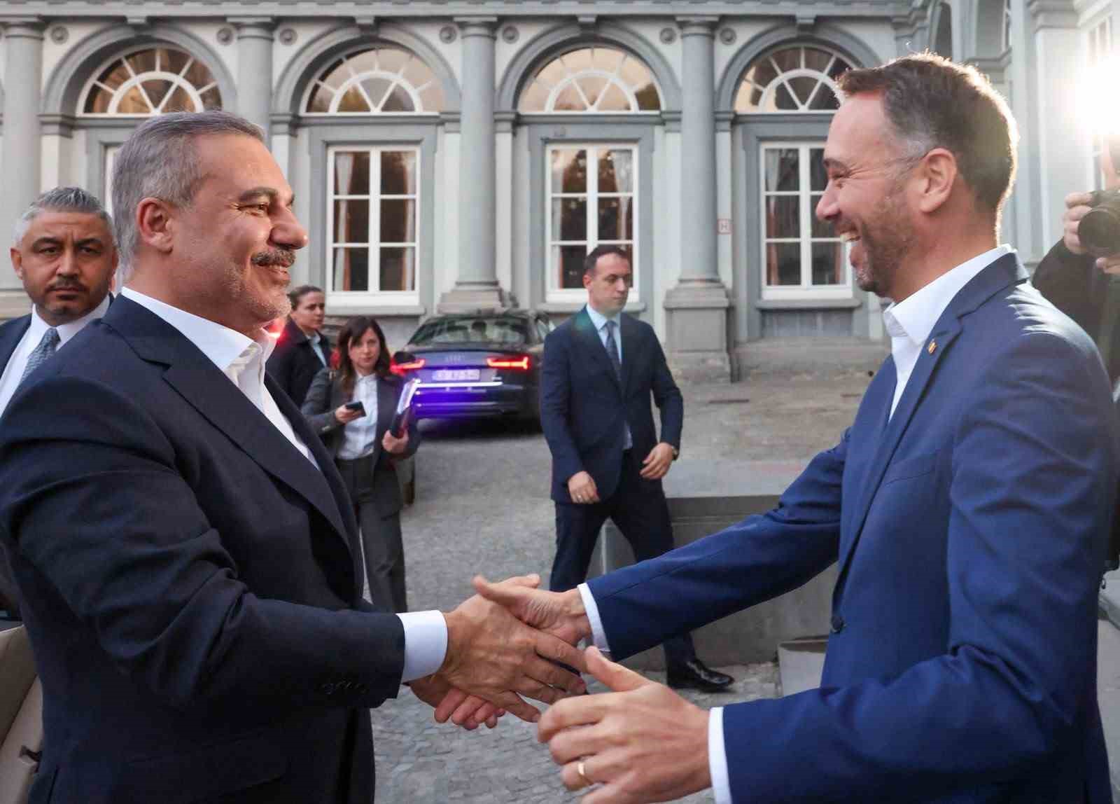 DIŞİŞLERİ BAKANI FİDAN BELÇİKA’DA