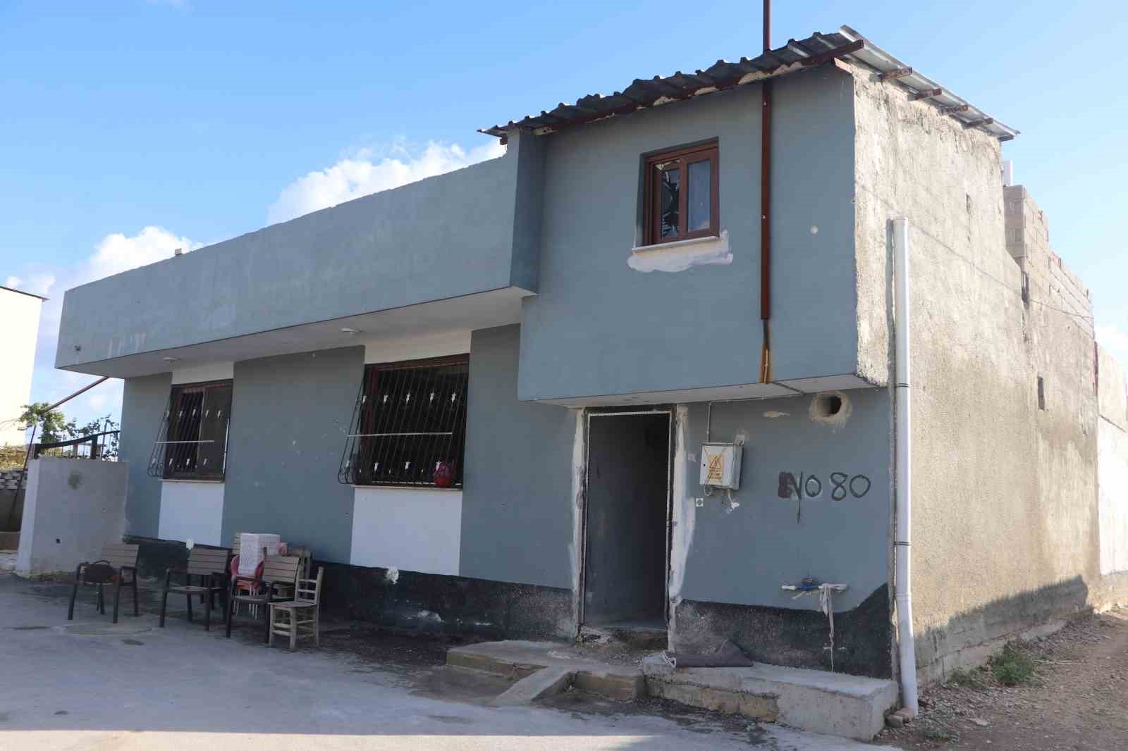 EVİNE EL YAPIMI PATLAYICI ATILAN KADIN, OĞLUNUN ÖLDÜRÜLMESİNDEN KORKUYOR