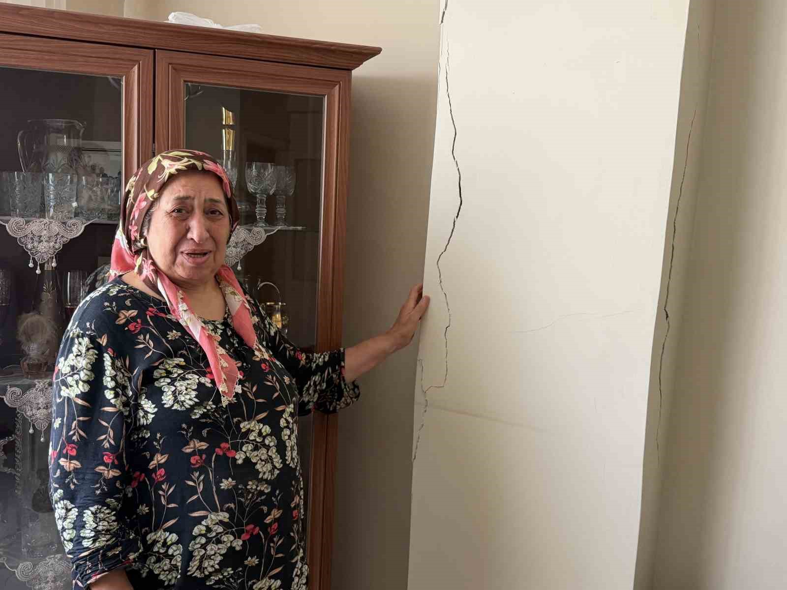 GÜNGÖREN’DE YAŞLI KADININ KENTSEL DÖNÜŞÜM İSYANI