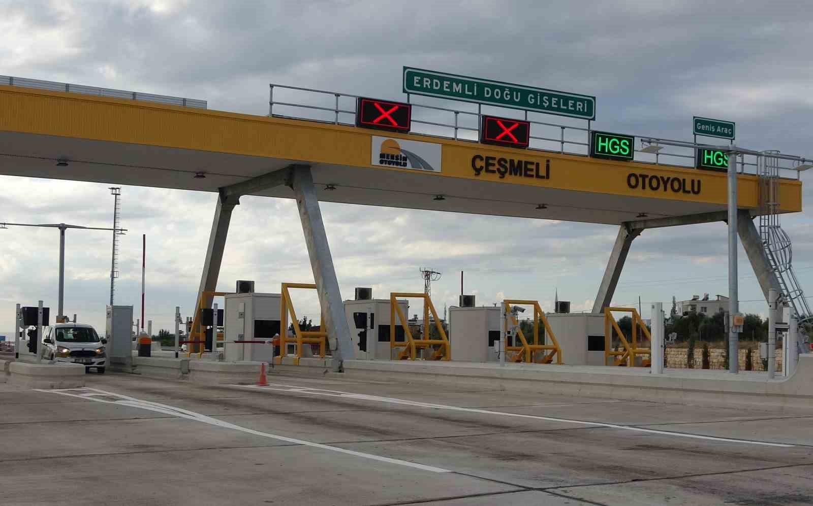 ULAŞIMA AÇILAN ’ÇEŞMELİ-KIZKALESİ OTOYOLU’NDAN İLK GÜNDE 17 BİNDEN FAZLA ARAÇ GEÇTİ