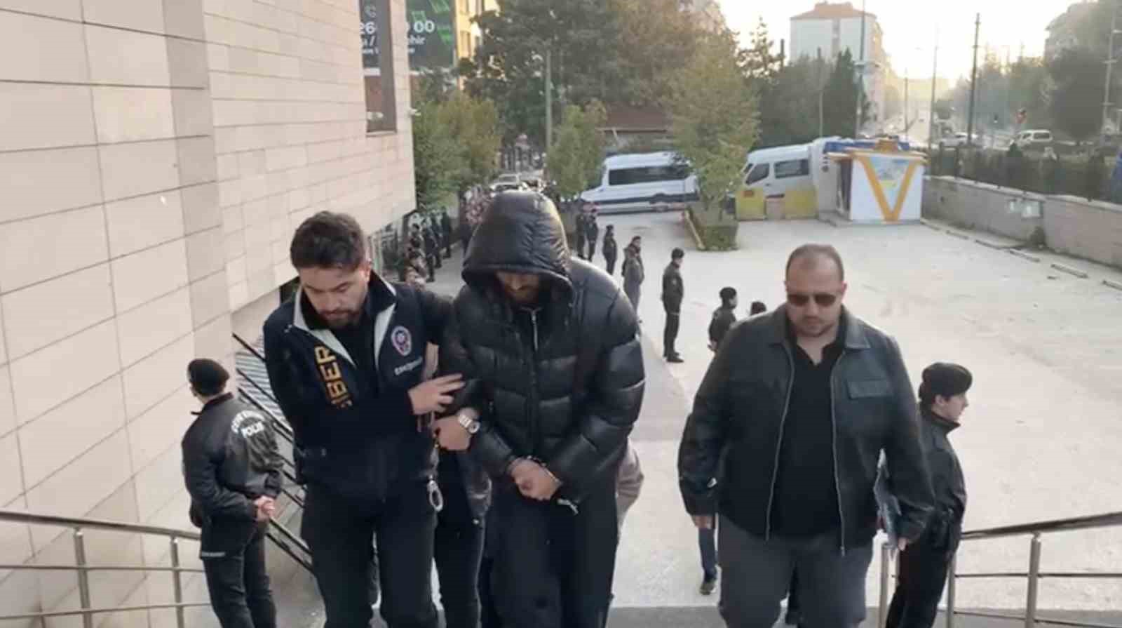 ESKİŞEHİR MERKEZLİ 32 İLDEKİ DEV YASA DIŞI BAHİS OPERASYONUNDA 86 ŞÜPHELİ ADLİYEDE