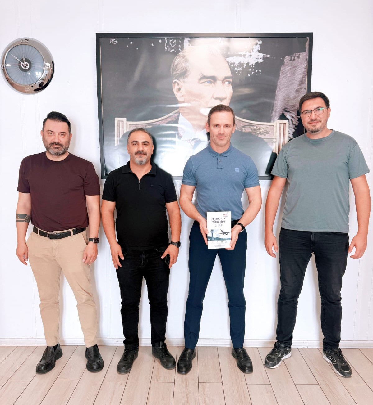 ALKÜ’LÜ AKADEMİSYENLER HAVACILIĞI KİTABA TAŞIDI