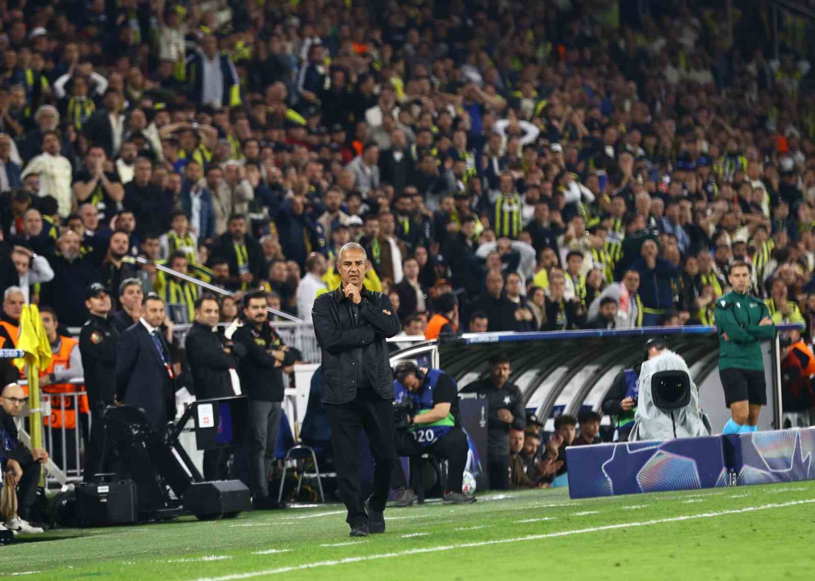İSMAİL KARTAL’A "İSTİFA" TEZAHÜRATLARI